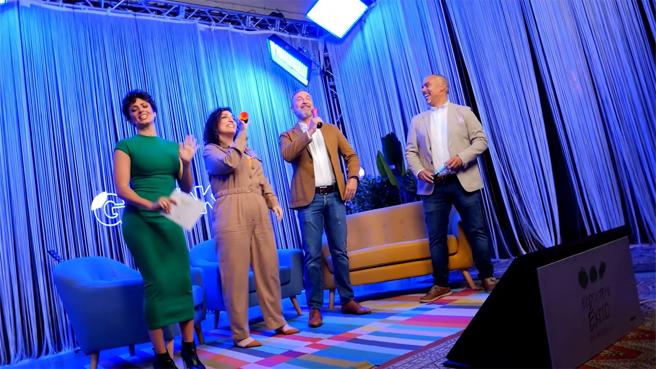 Vídeo corporativo de evento: edición narrativa, motion graphics e integración visual